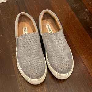 Steve Madden platform slip ons